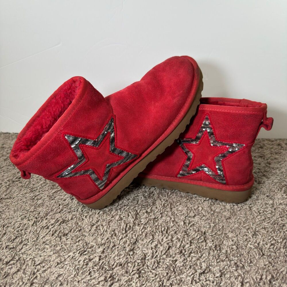 UGG Boots Women's Size 8 Classic Mini Sequin Stars Ribbon Red Suede Ankle Bootie